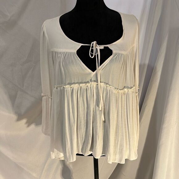 Free People Tops - Free People A Few Of Mh Favorite Things Ruffle Top Size S